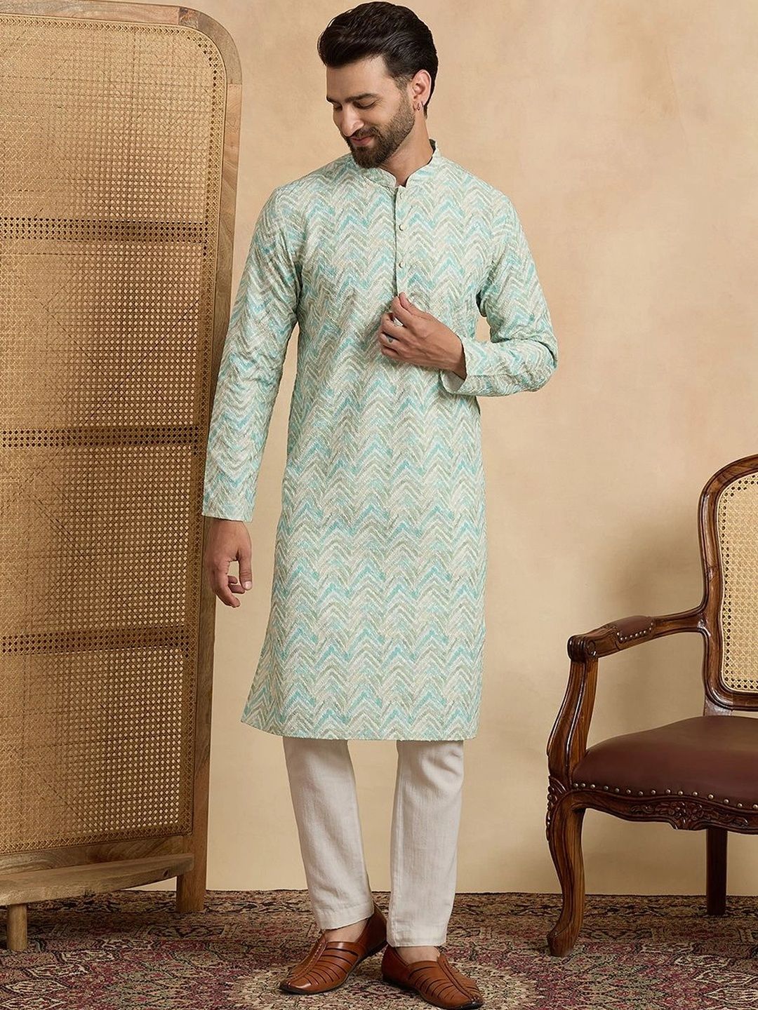 Ethnic Bay Men Chevron Printed Kurta