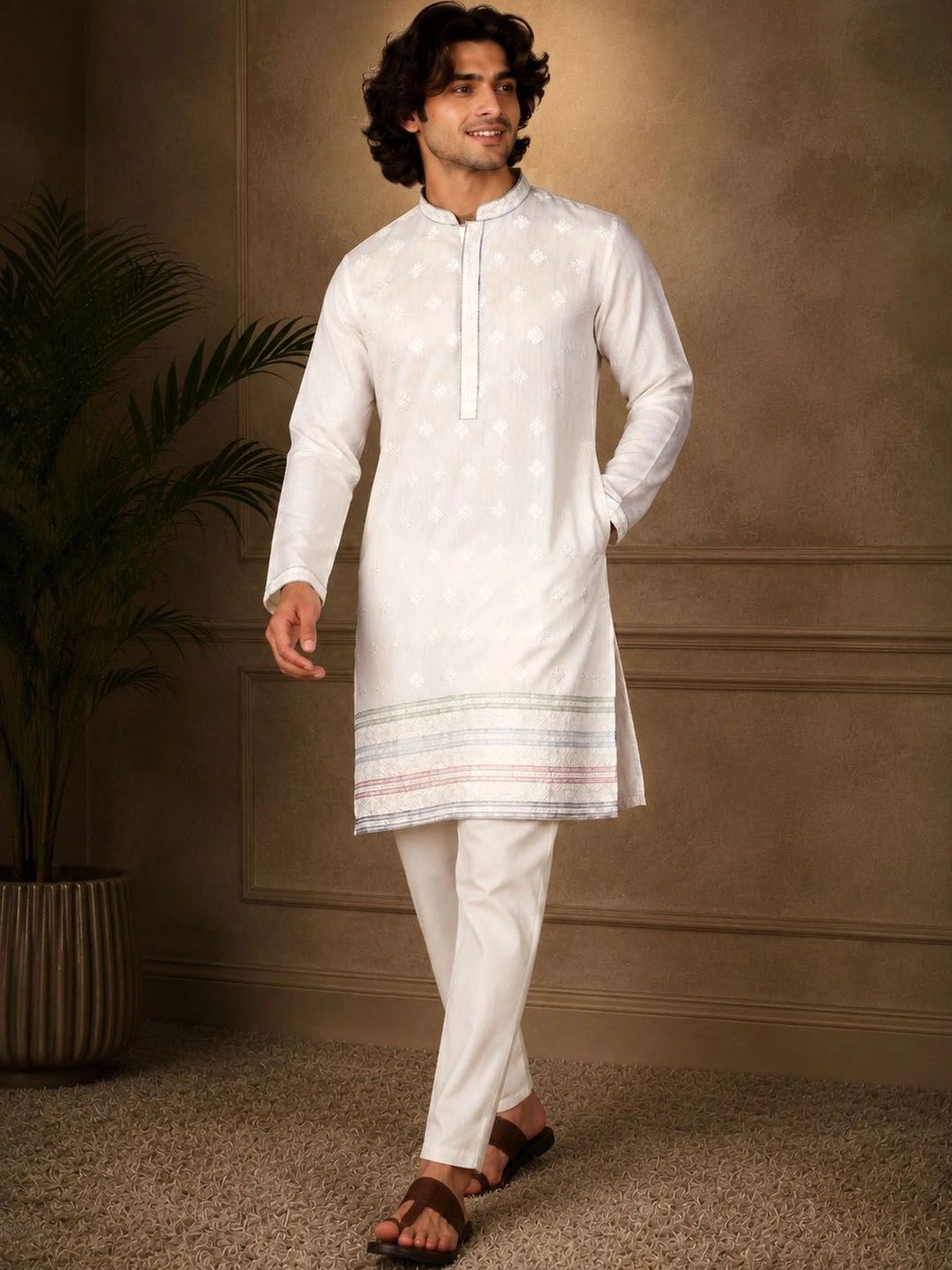 House of Pataudi Men Embroidered Thread Work Kurta