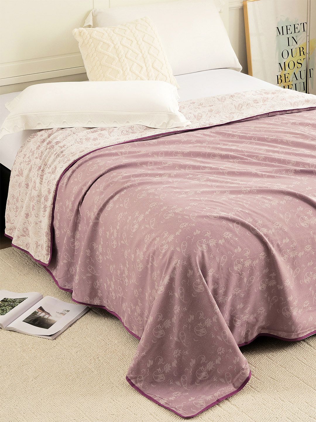 AC Room 150 GSM Double Bed Dohar Story@home Purple & White Printed AC Room 150 GSM Reversible Cotton Double Bed Dohar