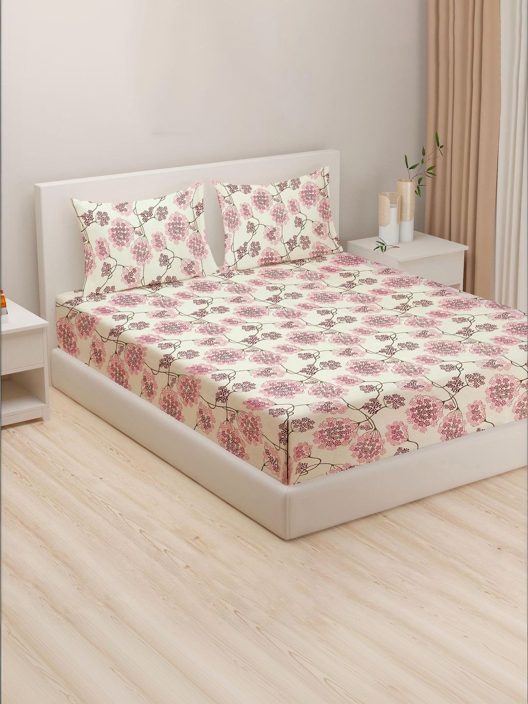 SWAYAM SWAYAM Pink Floral 144 TC King Bedsheet with 2 Pillow Covers