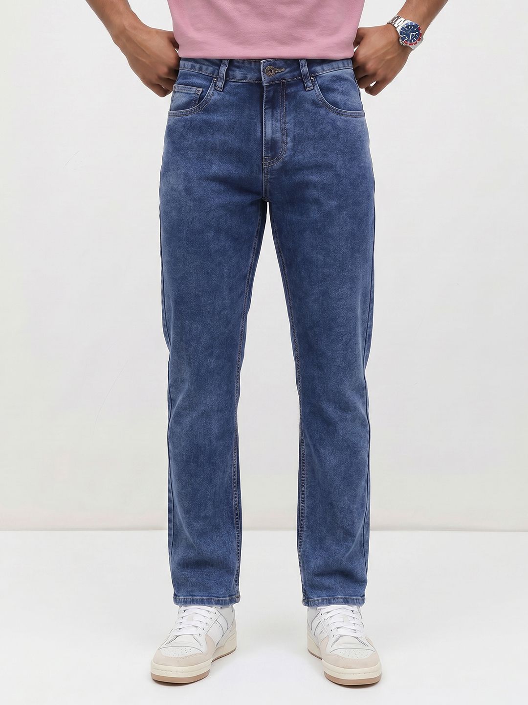 The Roadster Life Co. Men Straight Fit Light Fade Stretchable Jeans