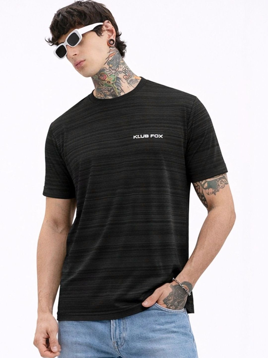 Klub Fox Men Solid Round Neck T-Shirt