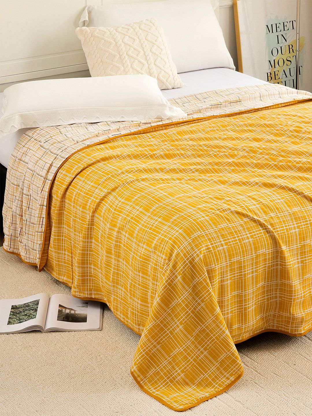 AC Room 150 GSM Double Bed Dohar Story@home White & Yellow Printed AC Room 150 GSM Reversible Cotton Double Bed Dohar