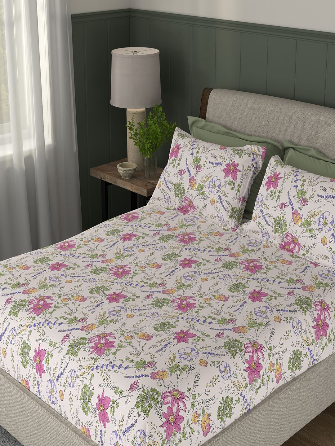 Portico New York Signature Portico New York Signature Off White Floral 104 TC Bedsheet with 2 Pillow Covers