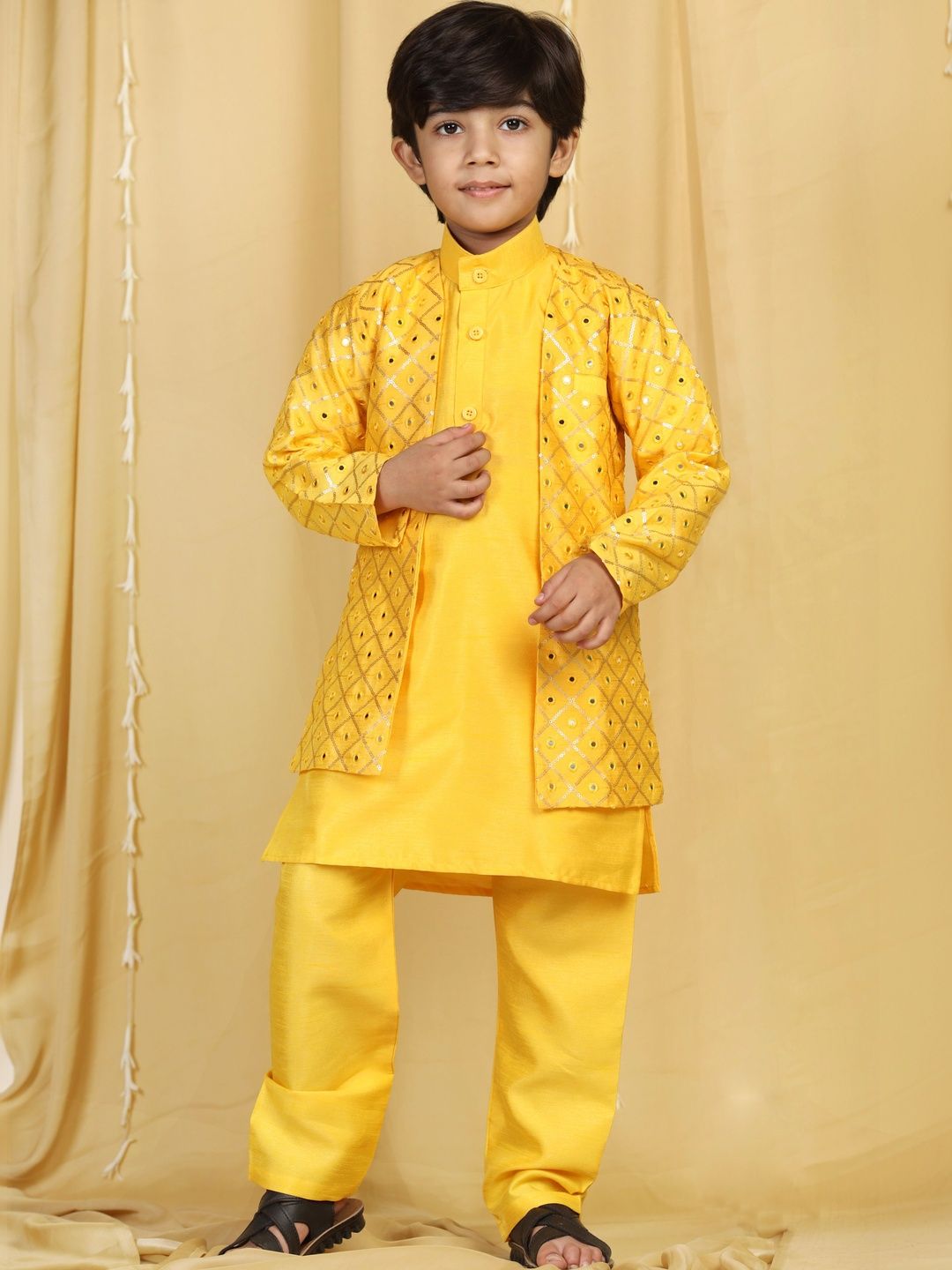 KALINI Boys Full Sleeve Embroidered Sherwani Set