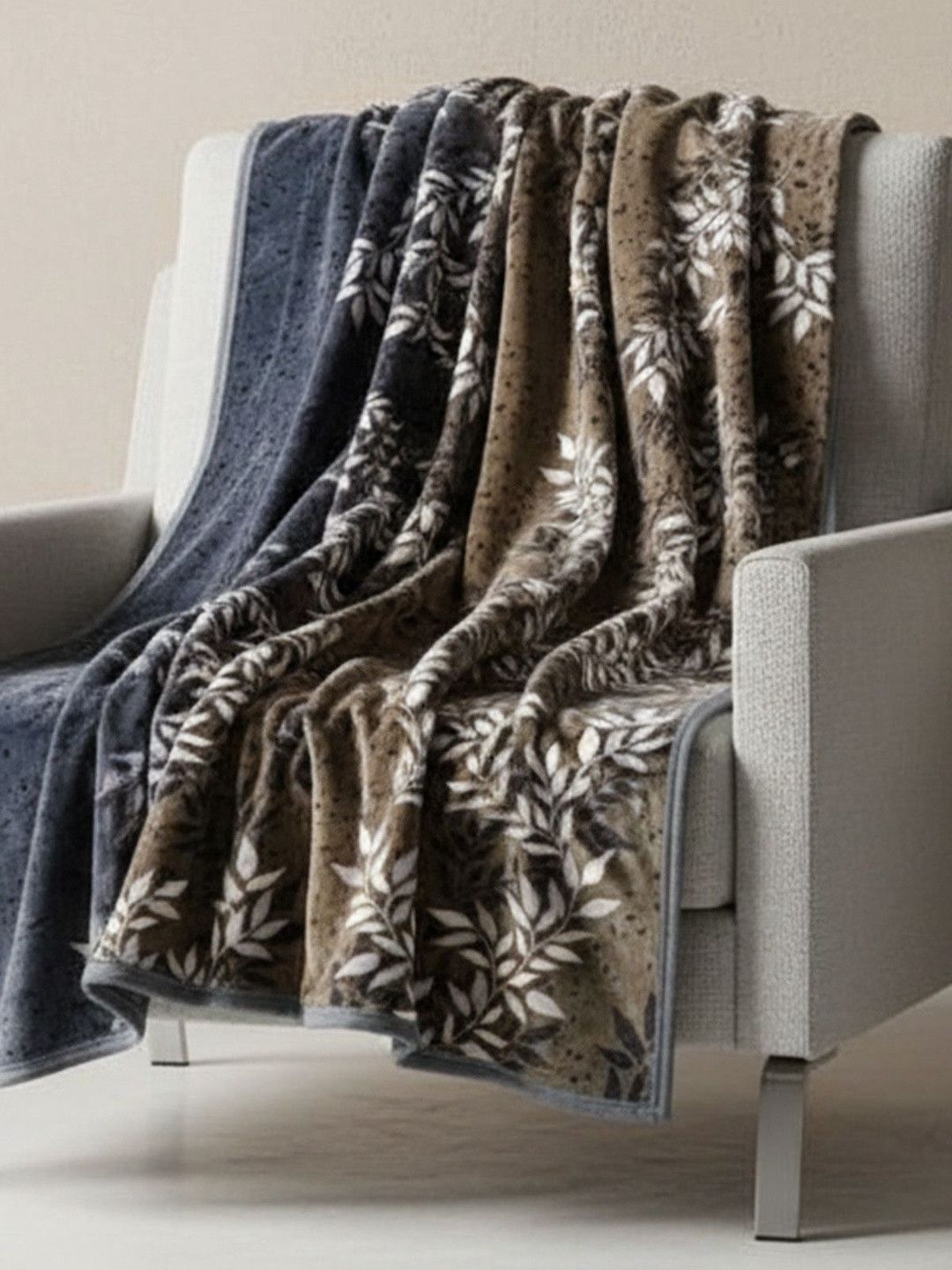 Florida Florida Brown & Brown Floral Microfiber Mild Winter 233 GSM Blanket