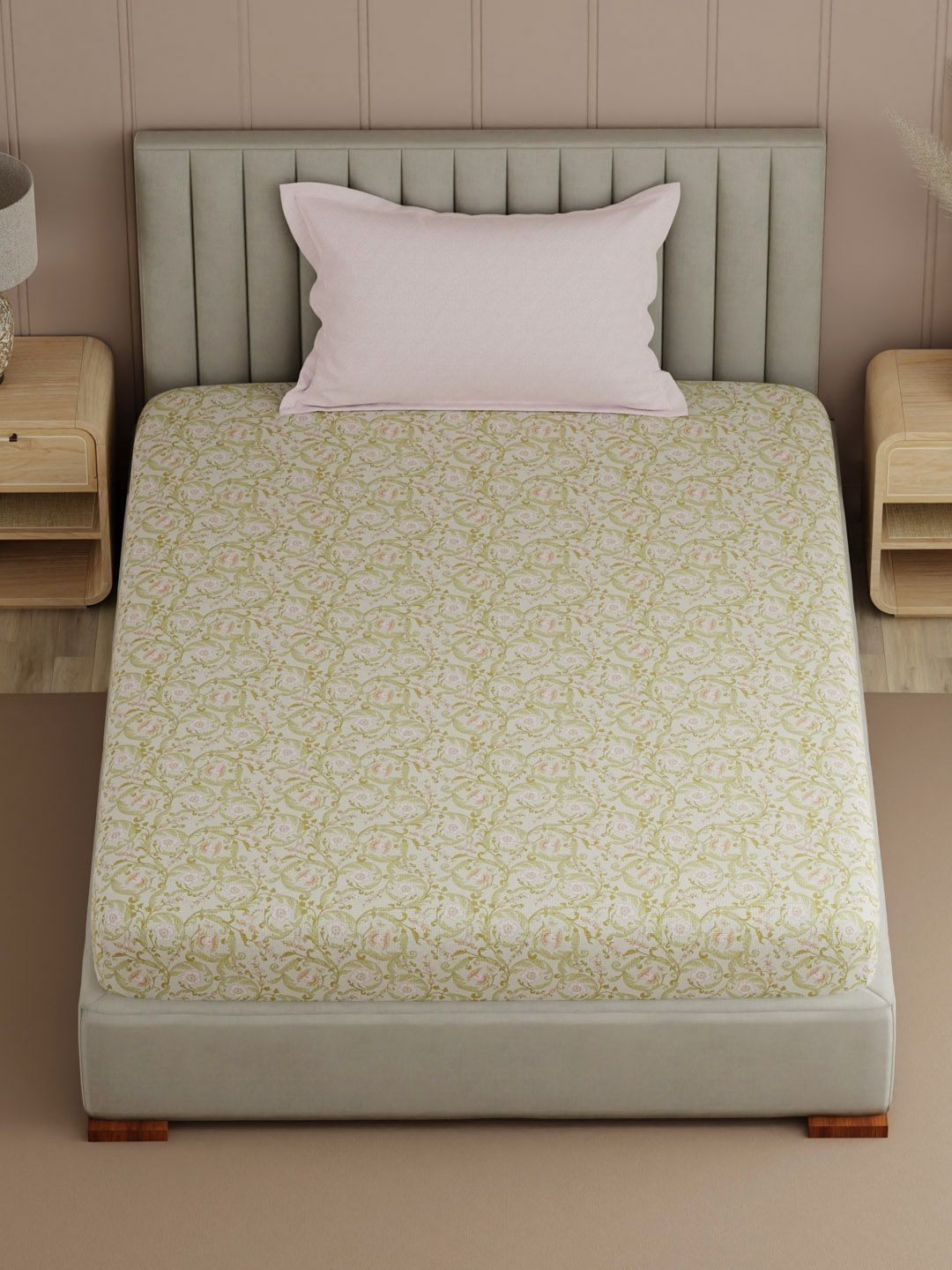 Boutique Living India Boutique Living India Cream-Coloured Floral 200 TC Single Bedsheet with 1 Pillow Covers