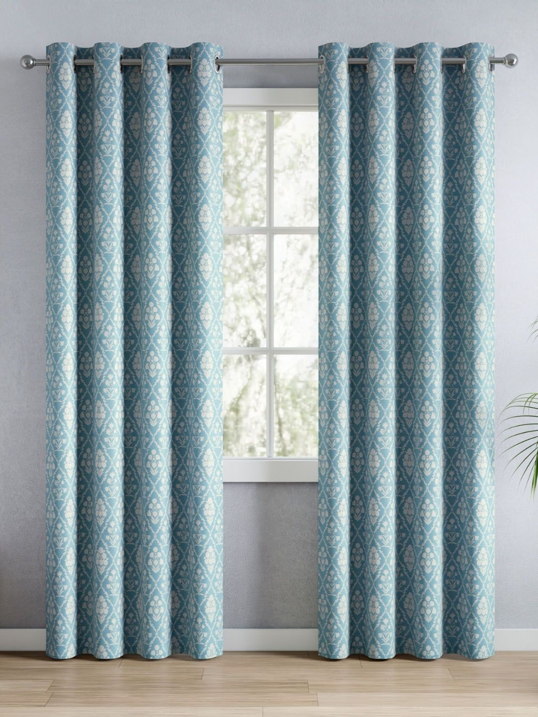 Heritage Hues haus & kinder Blue & White Set of 2 Floral Room Darkening Door Curtain
