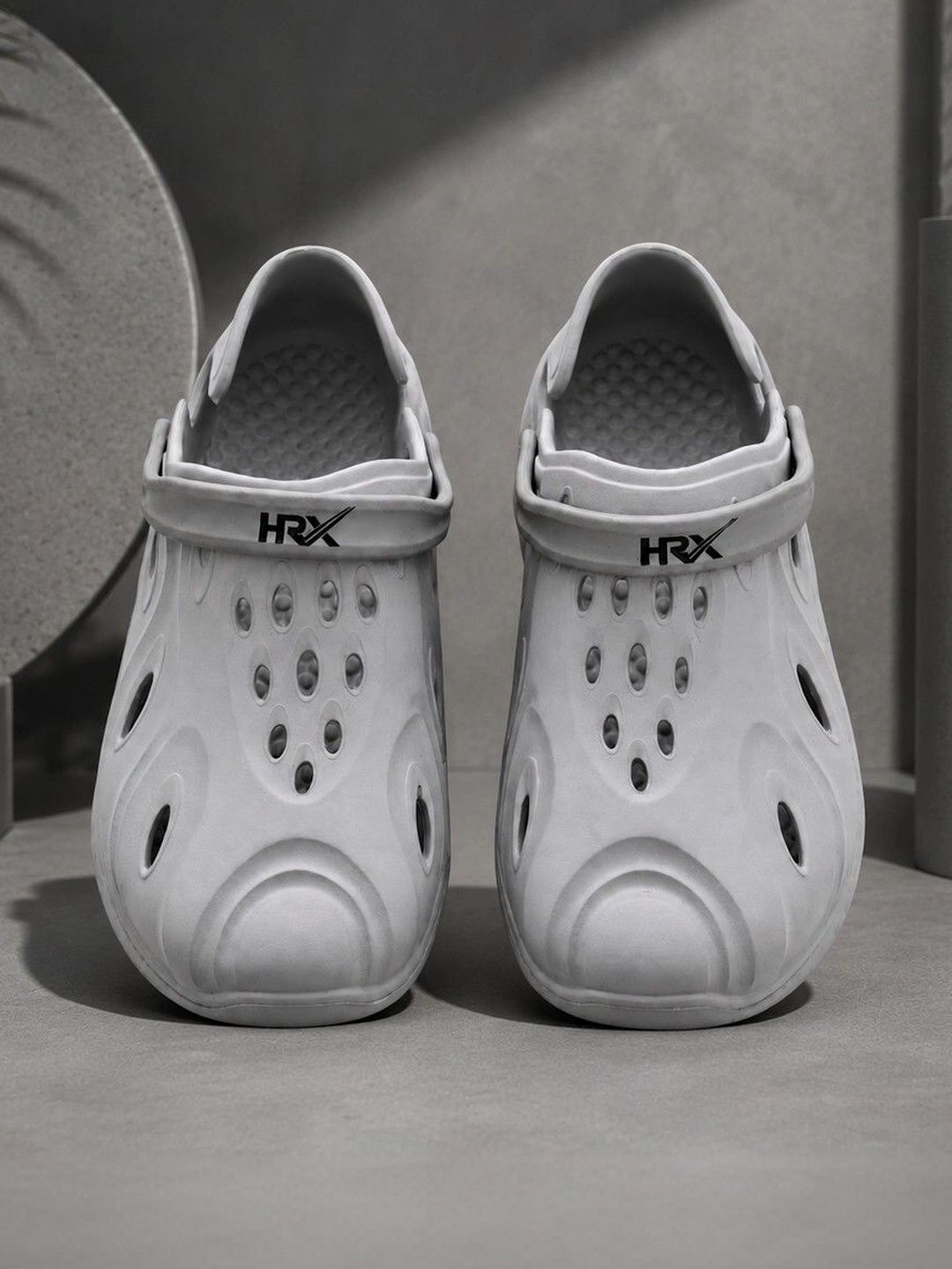 HRX by Hrithik Roshan Men Clogs