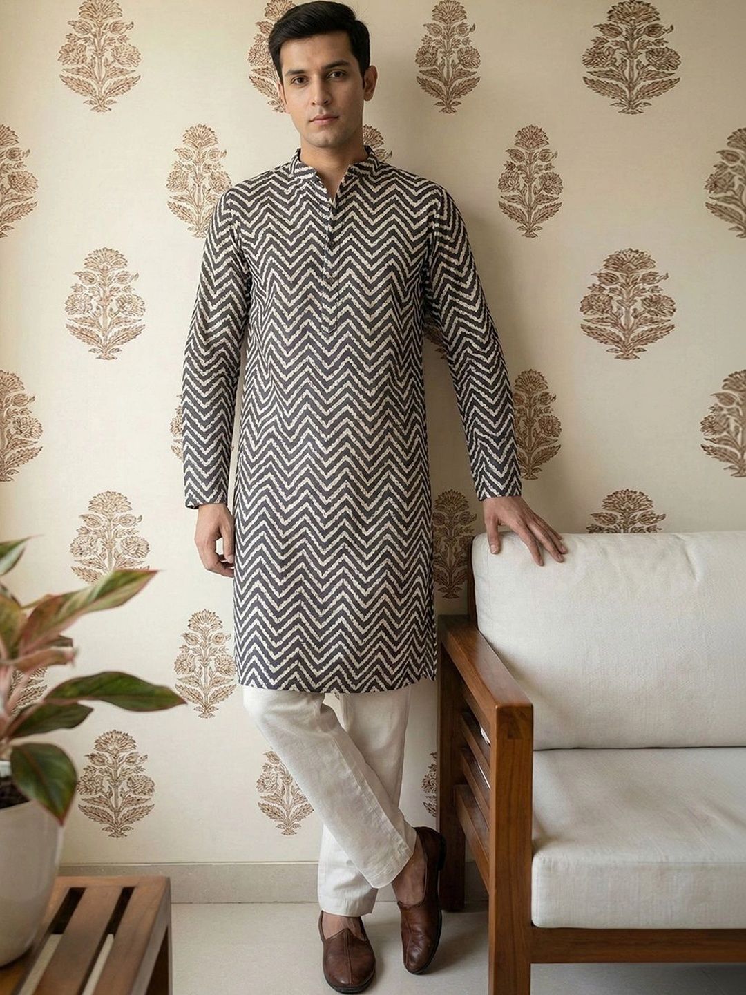 House of Pataudi Men Chevron Printed Kurta
