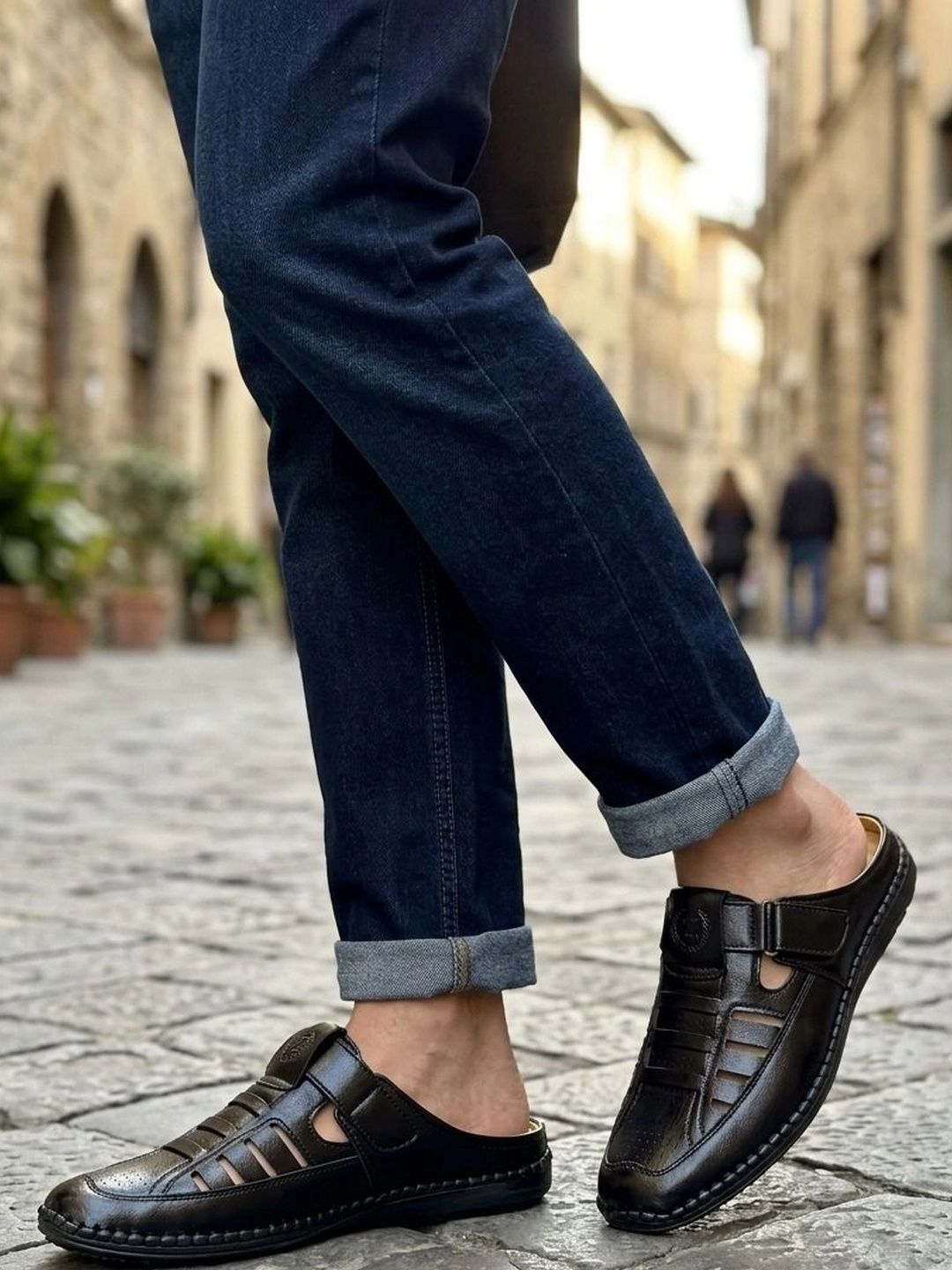 HERE&NOW Men Shoe-Style Sandals