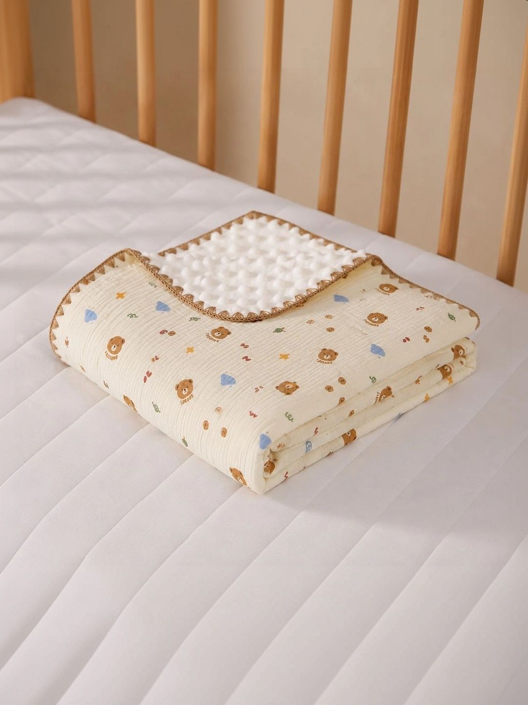 Teri Beri Teri Beri Beige Cartoon Characters AC Room Blanket