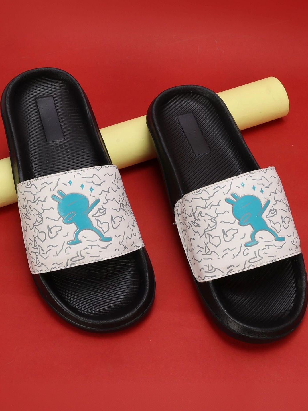 PERY PAO Men Printed Sliders