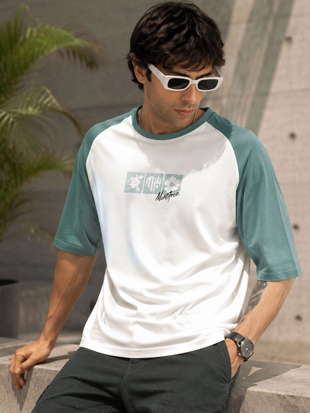 Maniac Men Colourblocked T-shirt