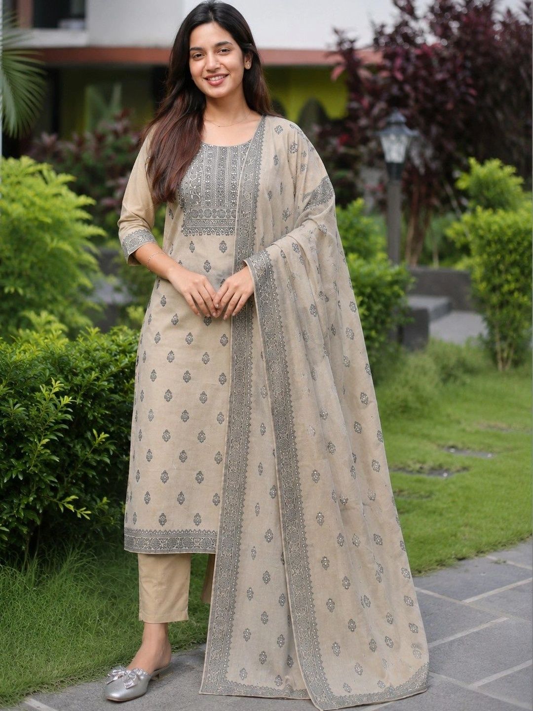DOLLED Women Ethnic Motifs Printed Regular Kurta with Trousers & With Dupatta