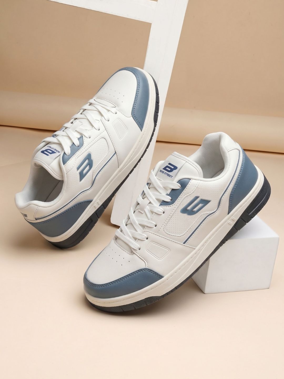 Bond Street By Red Tape Bond Street By Red Tape Hustle Men Colourblocked Sneakers Shoes