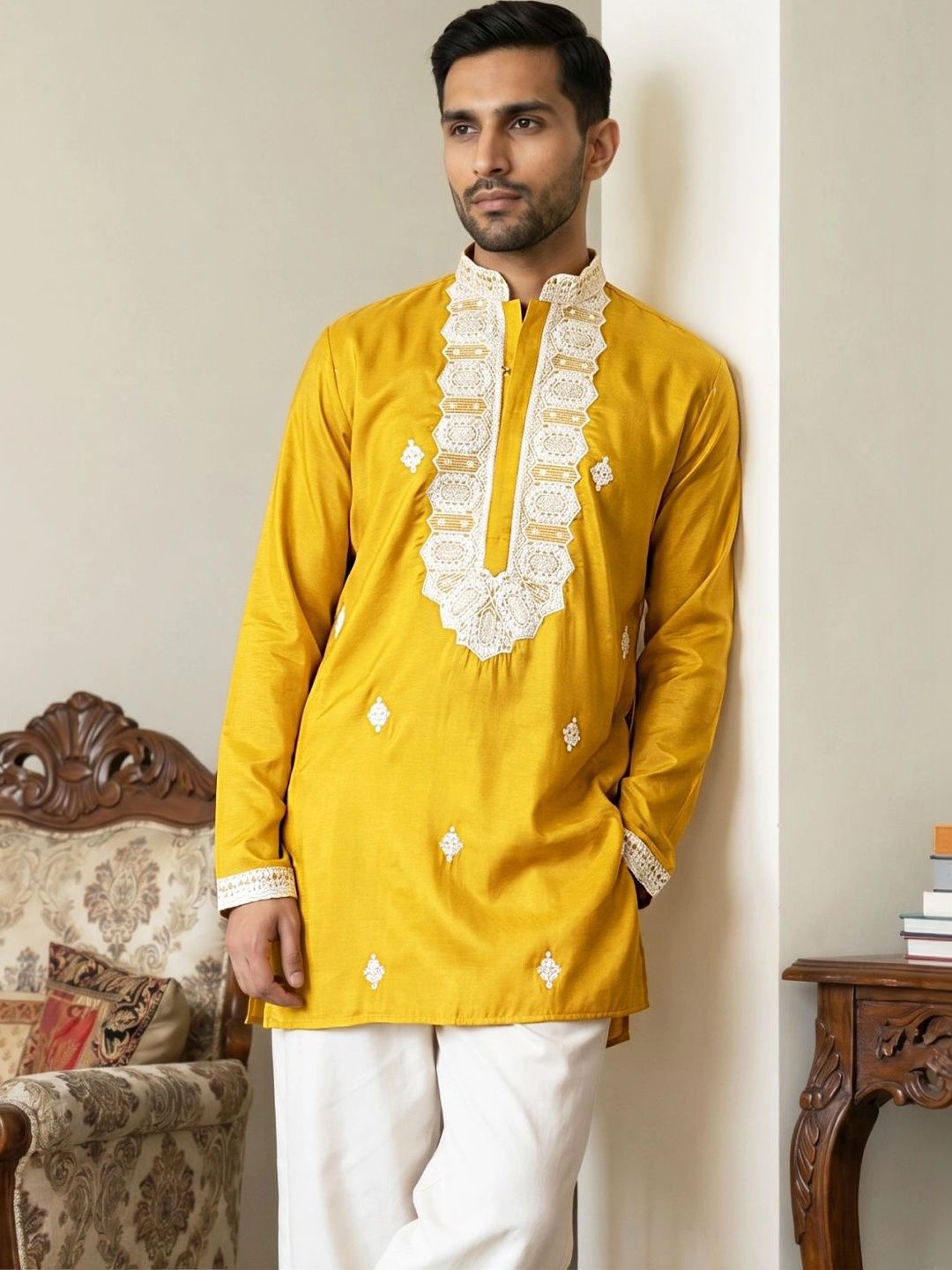 Jompers Men Embroidered Thread Work Kurta