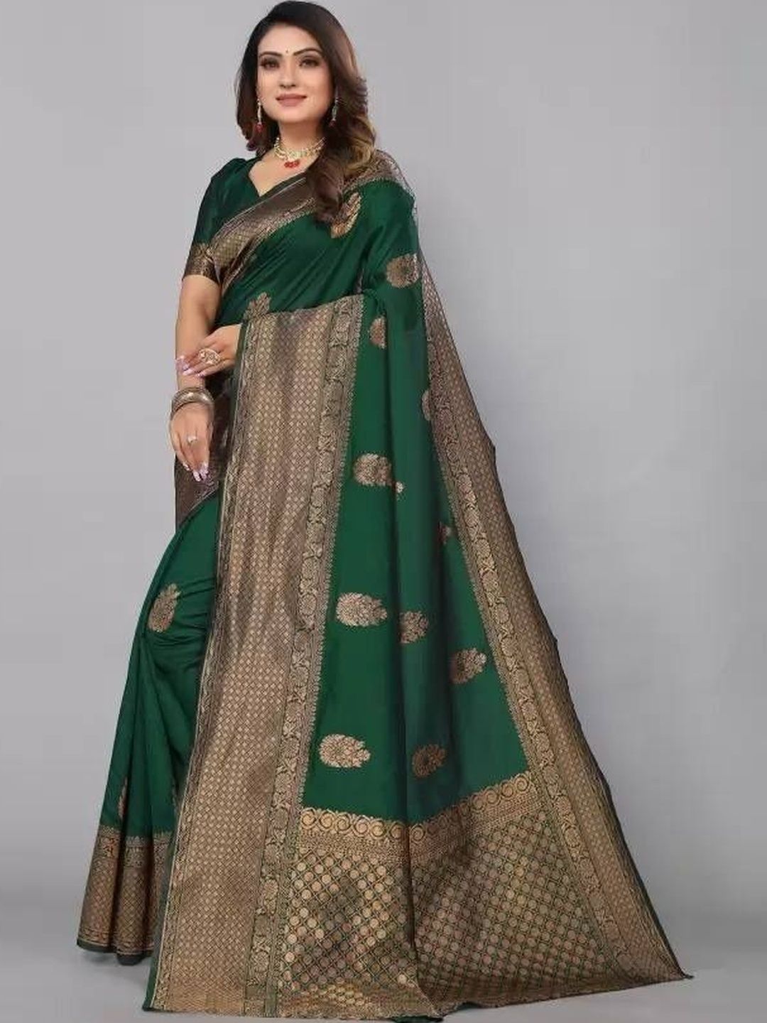 Dinesh Ethnic Traditional Wear Dinesh Ethnic Traditional Wear Woven Design Zari Kanchipuram Silk Saree