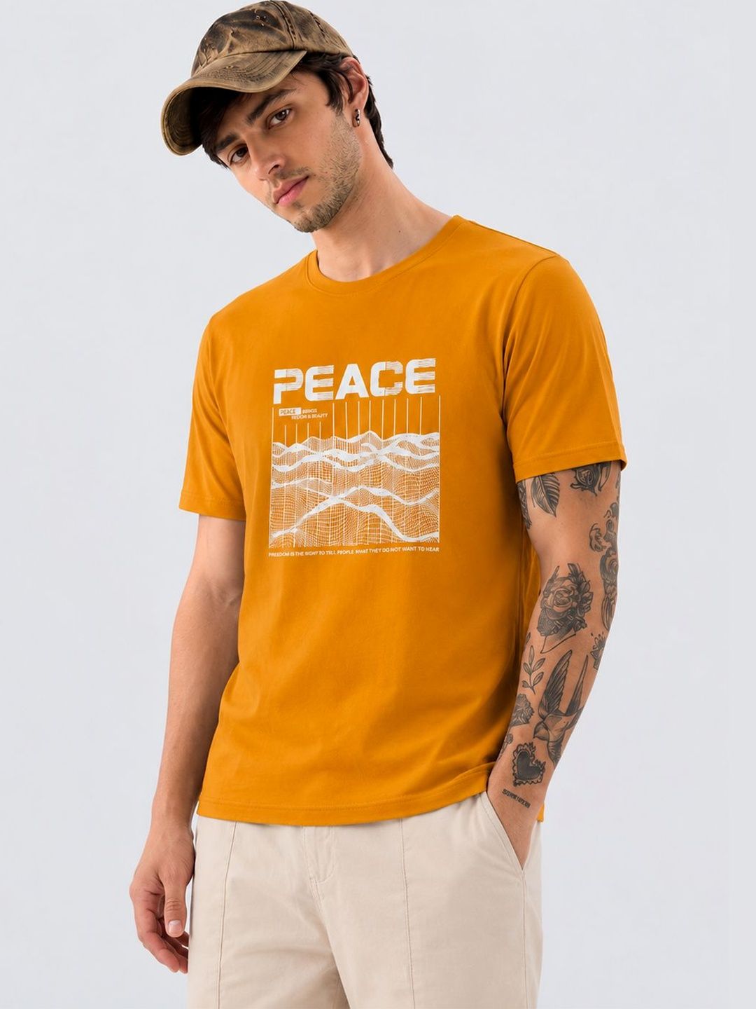 Roadster Men Typography Printed T-shirt