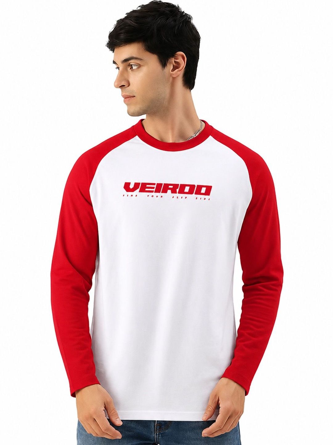 VEIRDO Men Colourblocked Drop-Shoulder Sleeves Pure Cotton Applique T-shirt