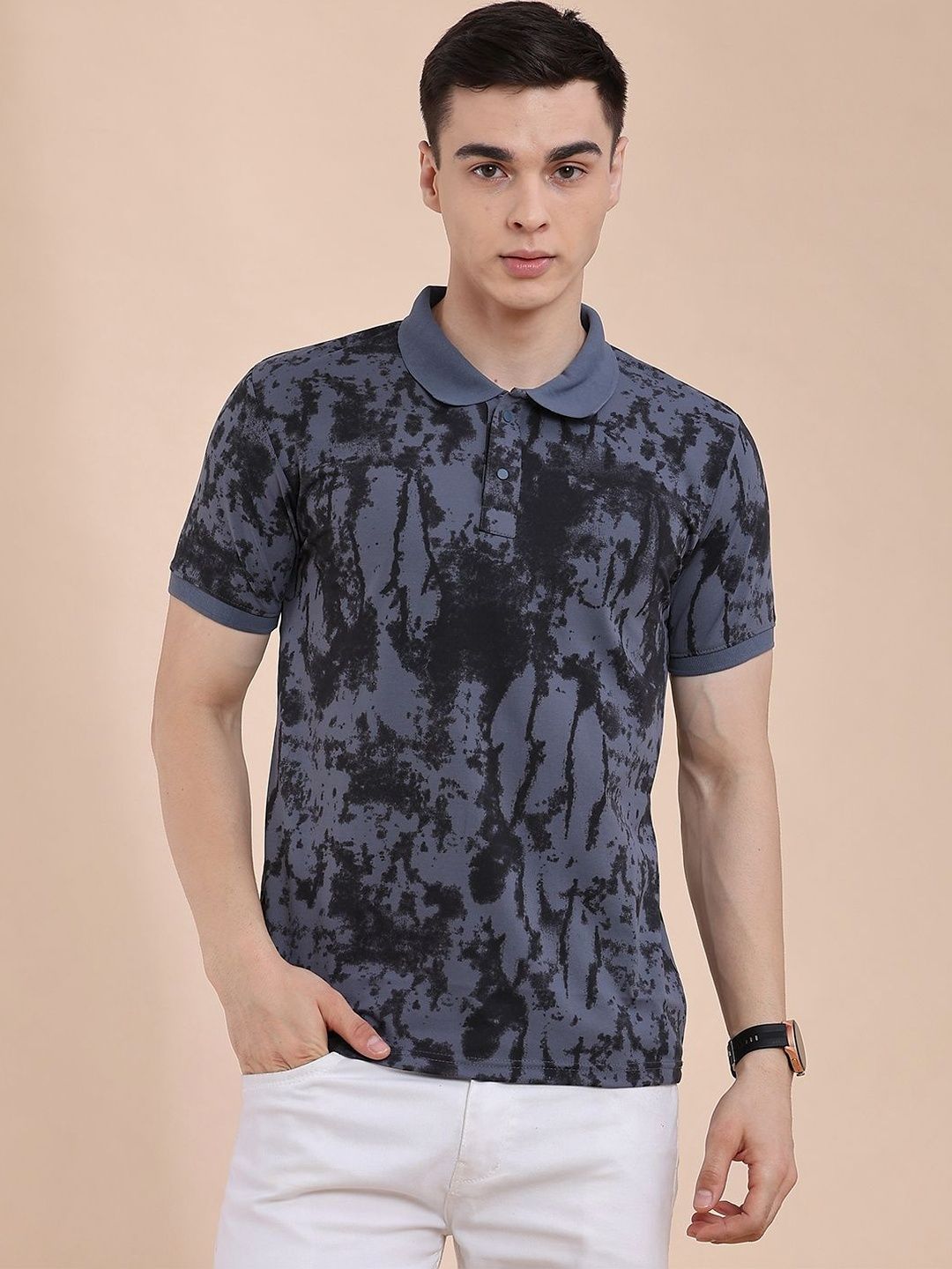 V-Mart Men Printed Polo Collar T-shirt