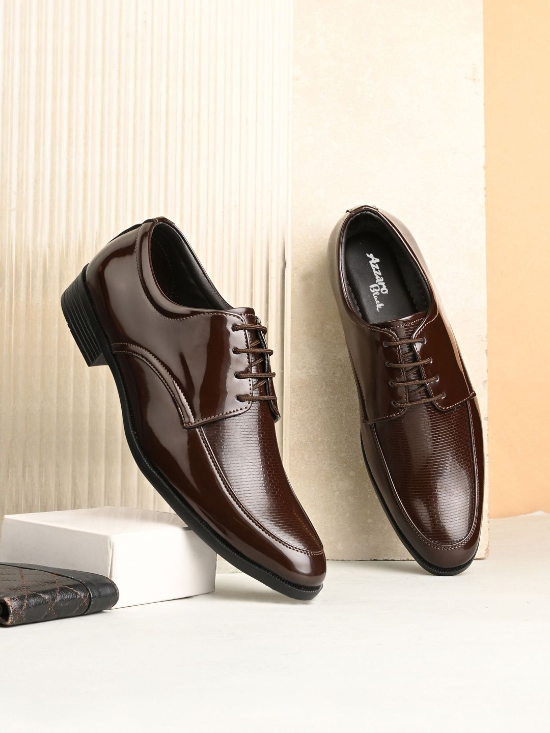 Azzaro Black Men Textured Pointed Toe Lace-Ups Formal Derbys