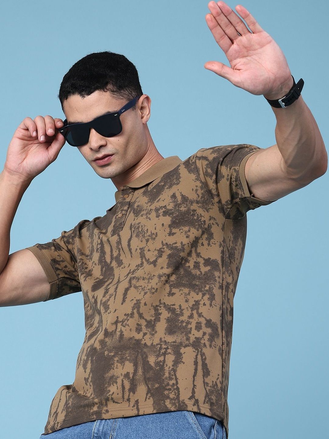 V-Mart Men Printed Polo Collar T-shirt