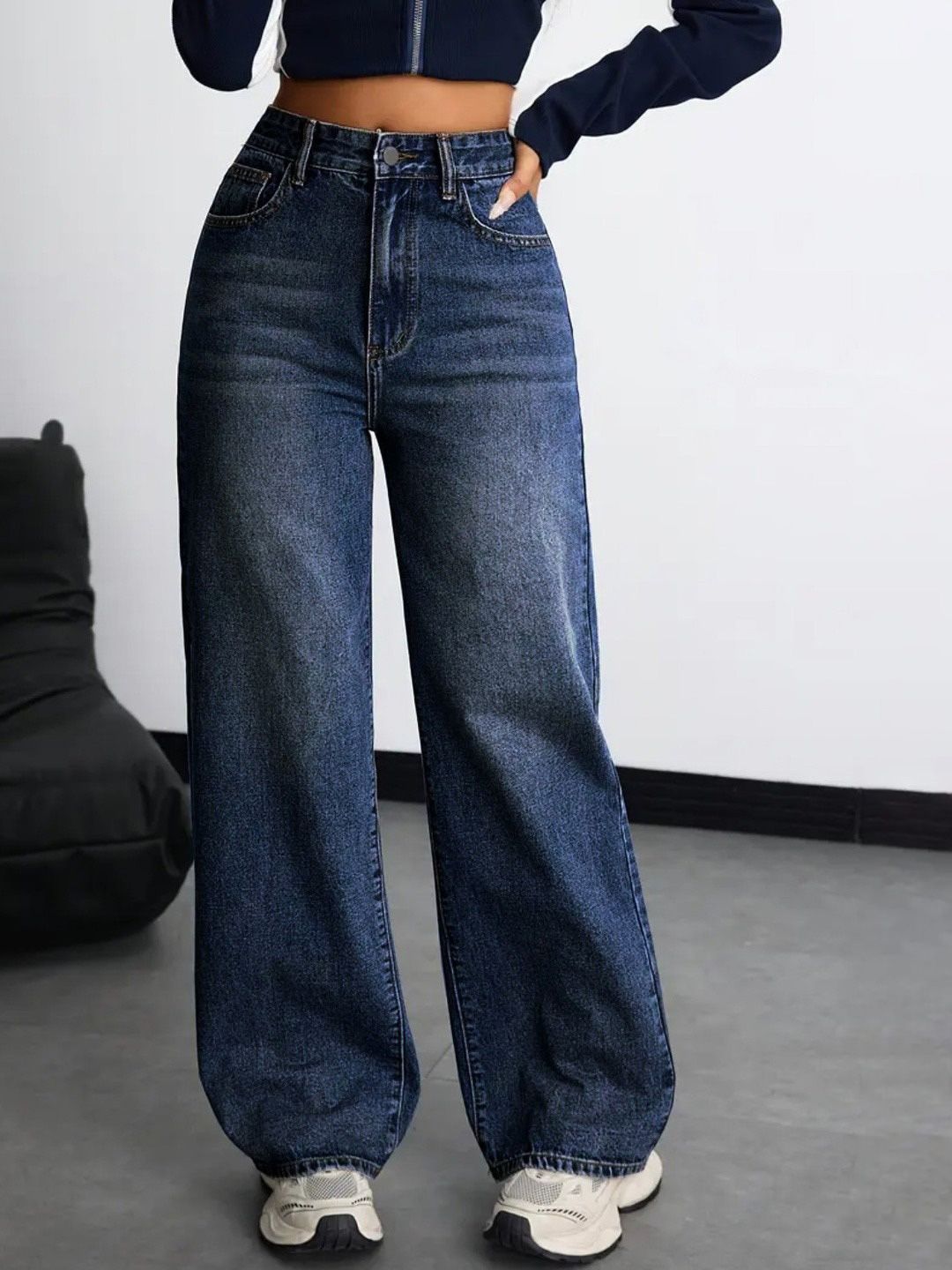 Kotty Women Wide Leg High-Rise Light Fade Jeans