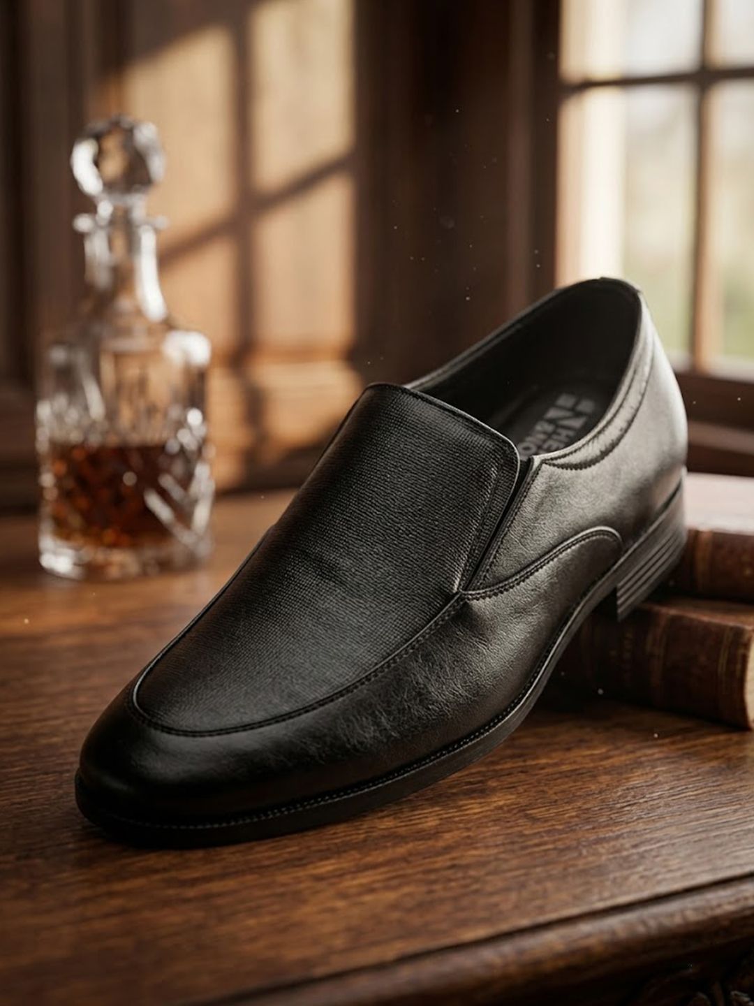 HERE&NOW Men Textured Round Toe Slip-On Formal Shoes