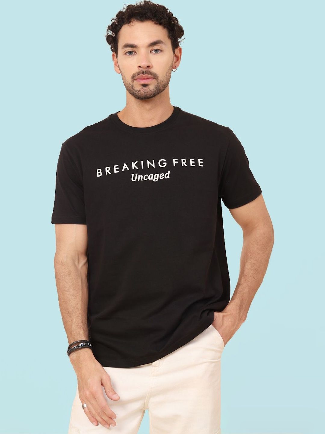 KLOUE Men Typography Printed T-shirt