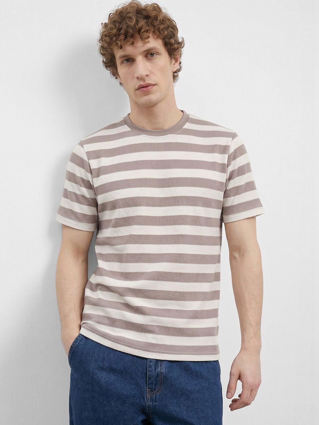 R&B Men Striped T-shirt