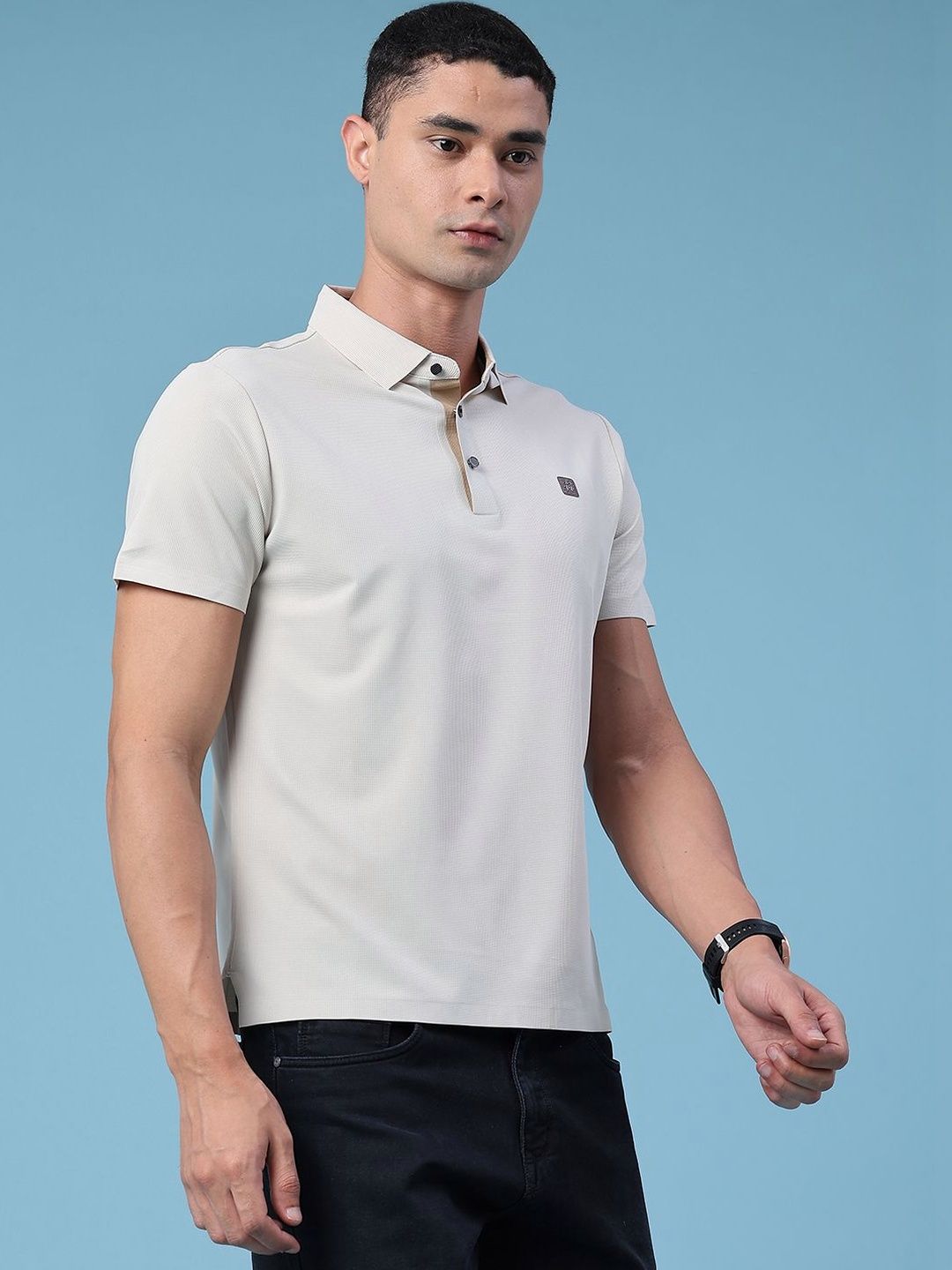 V-Mart Men Polo Collar T-shirt