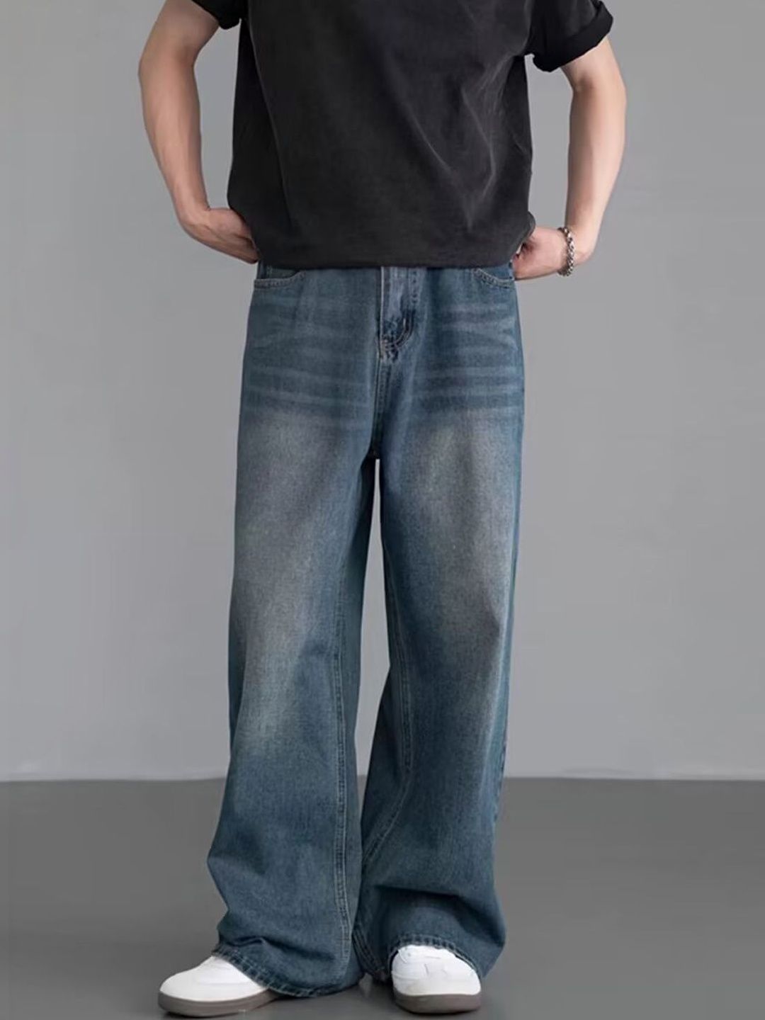 StyleCast StyleCast Men Wide Leg Mid-Rise Low Distress Light Fade Jeans