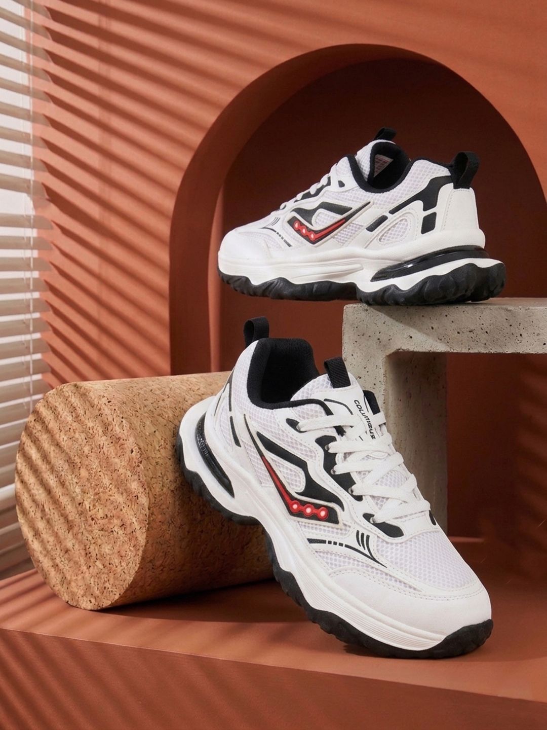 Columbus Men Mesh Running Shoes