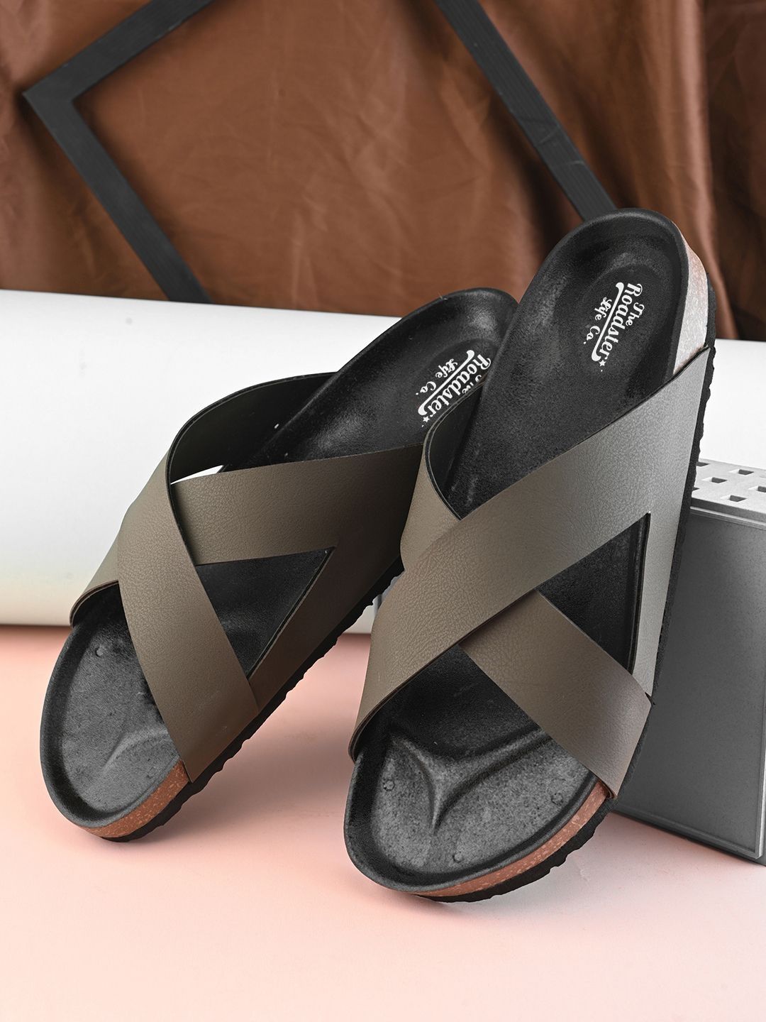 Roadster Men Comfort Sandals