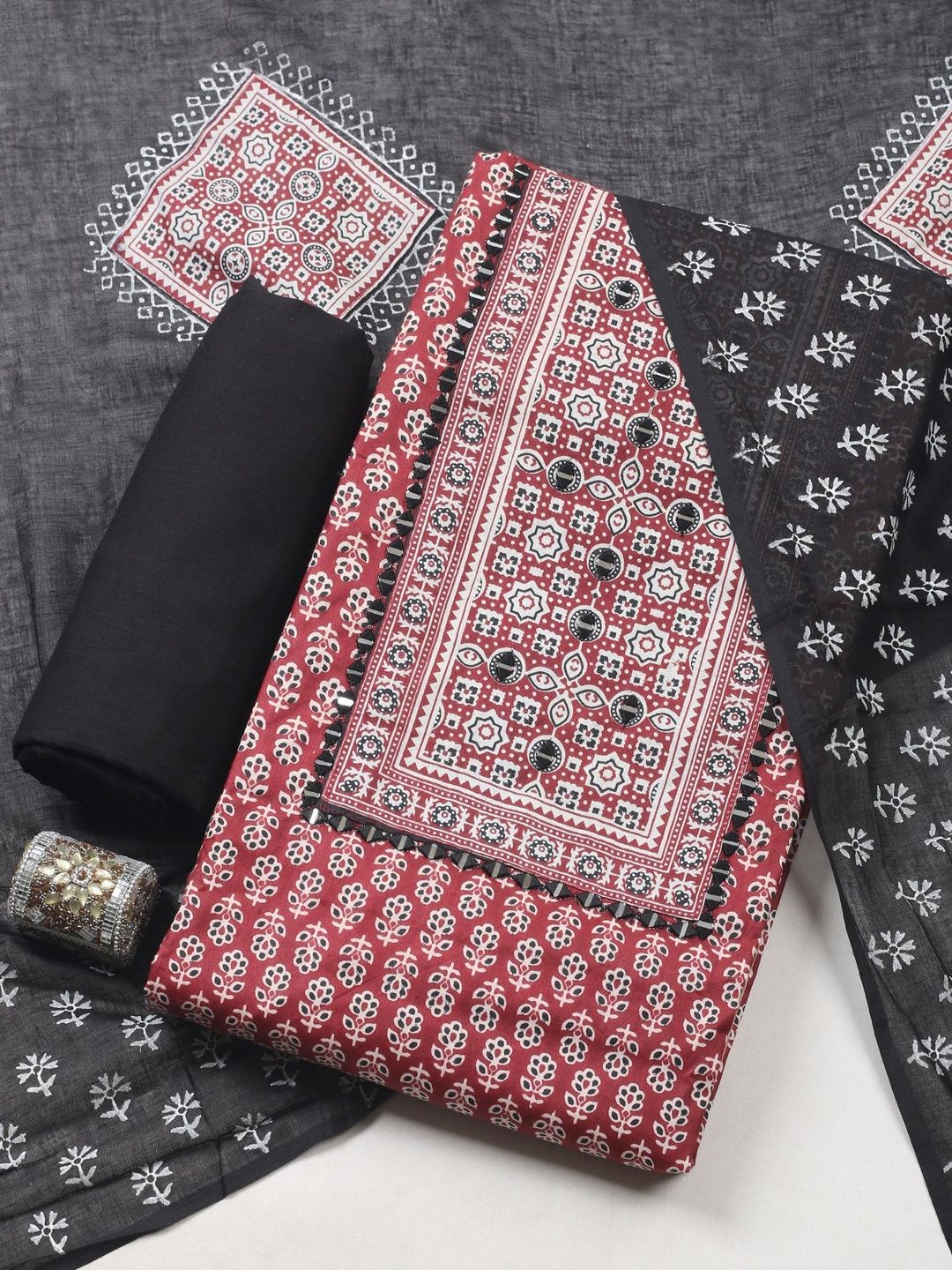 Meena Bazaar Printed Unstitched Dress Material