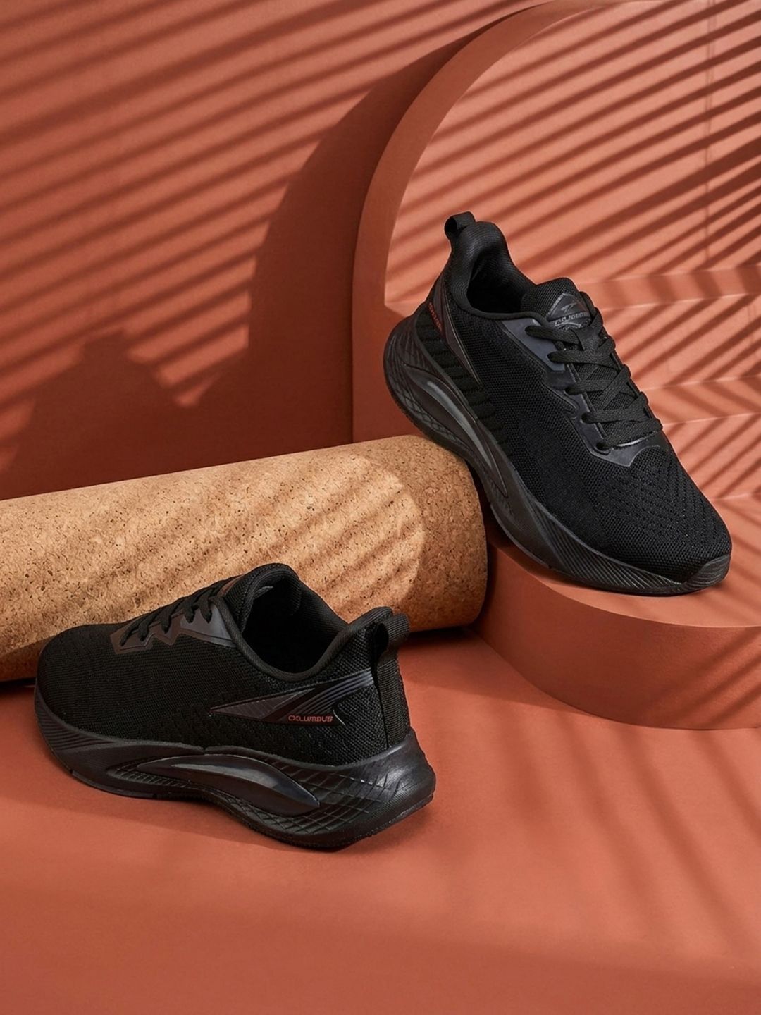 Columbus Men Mesh Running Shoes