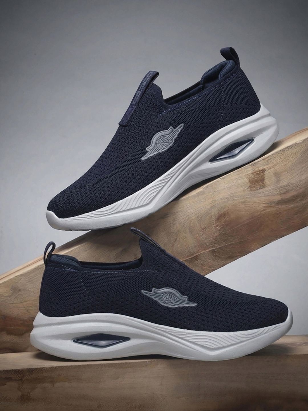Columbus Men Mesh Walking Shoes