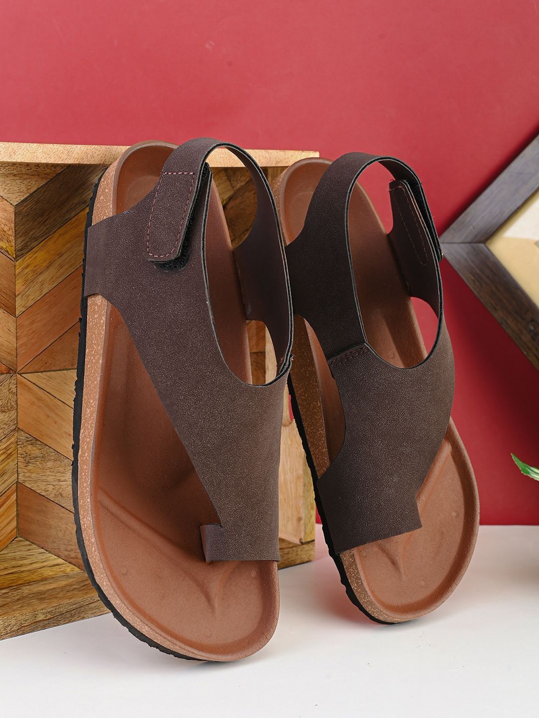 Roadster Men Comfort Sandals