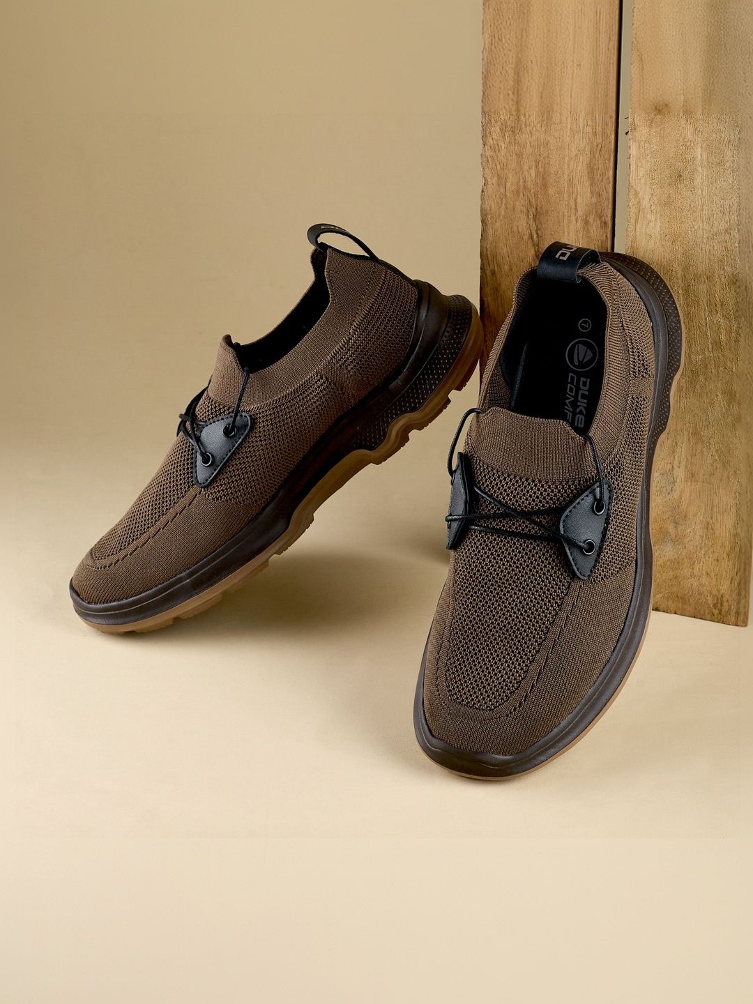 Duke Men Textile Walking Shoes