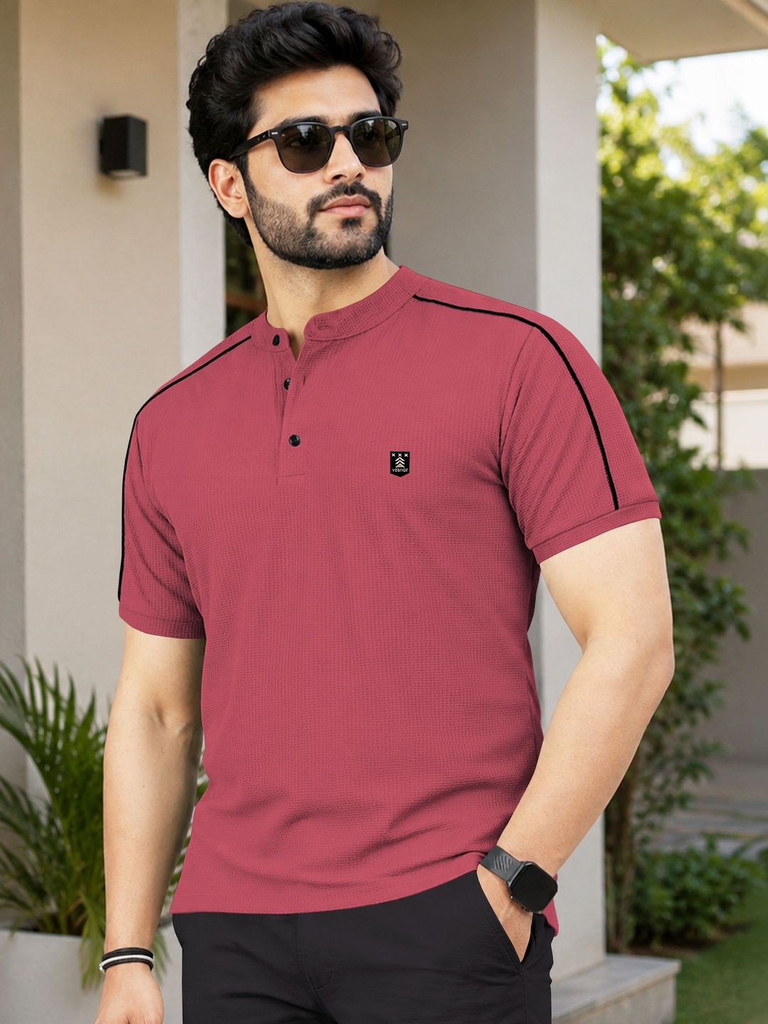 VeBNoR Men Mandarin Collar T-shirt