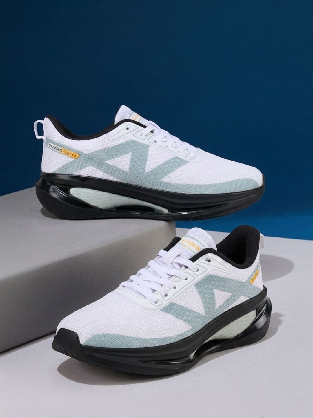 Columbus Men Mesh Running Shoes
