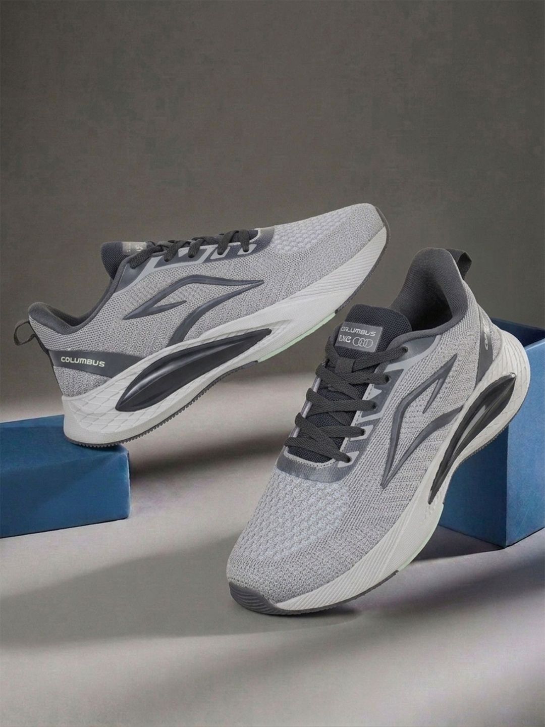 Columbus Men Mesh Running Shoes