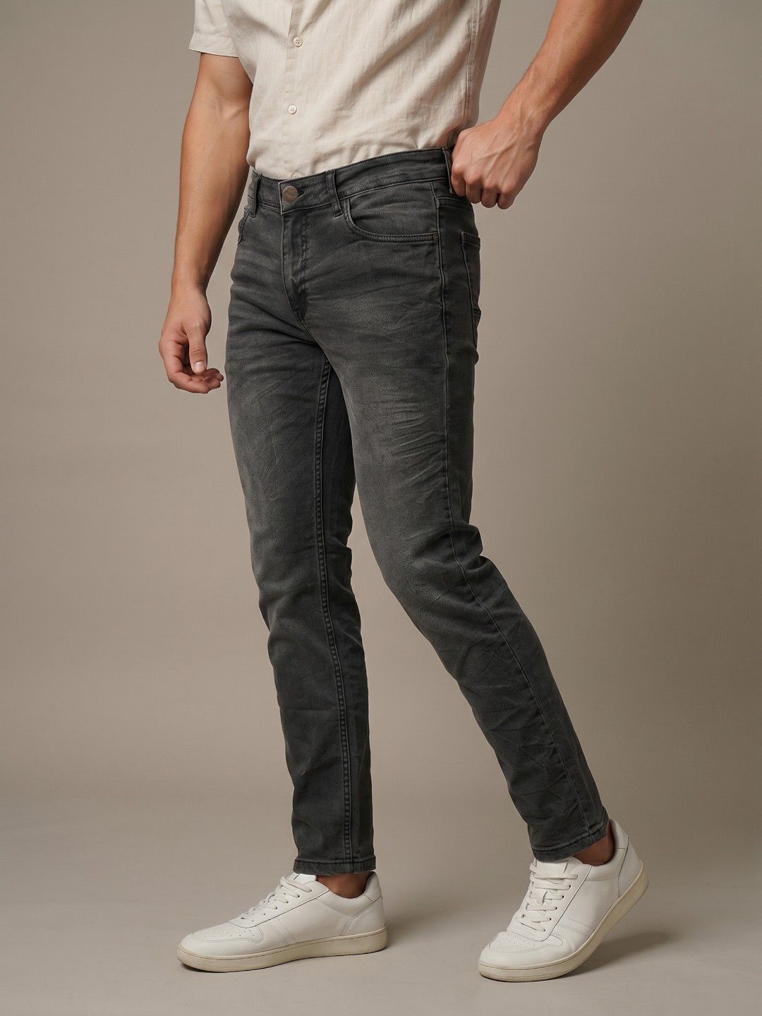 glitchez Men Skinny Fit Mid-Rise Light Fade Stretchable Jeans