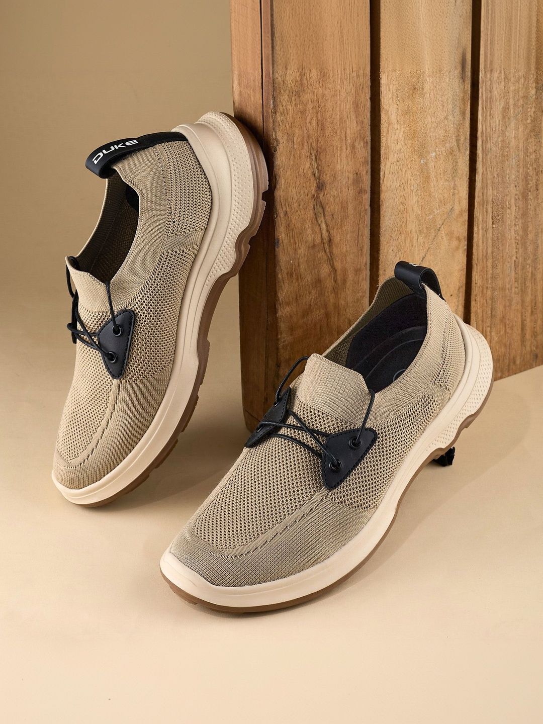Duke Men Textile Walking Shoes