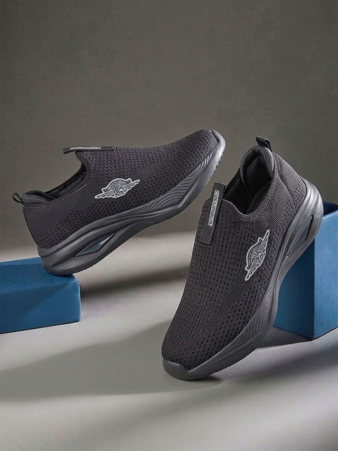 Columbus Men Mesh Running Shoes