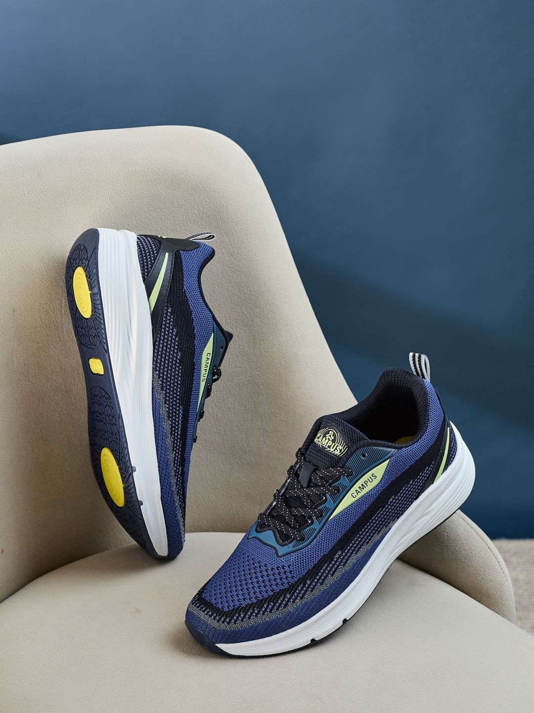 Campus Men Mesh Running Shoes