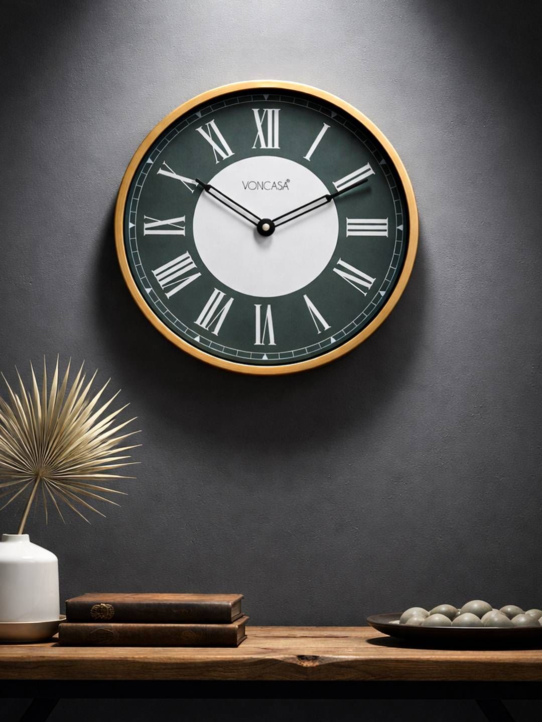 MARKET99 MARKET99 Green & White Elegant Neo-Classical Plastic Wall Clock