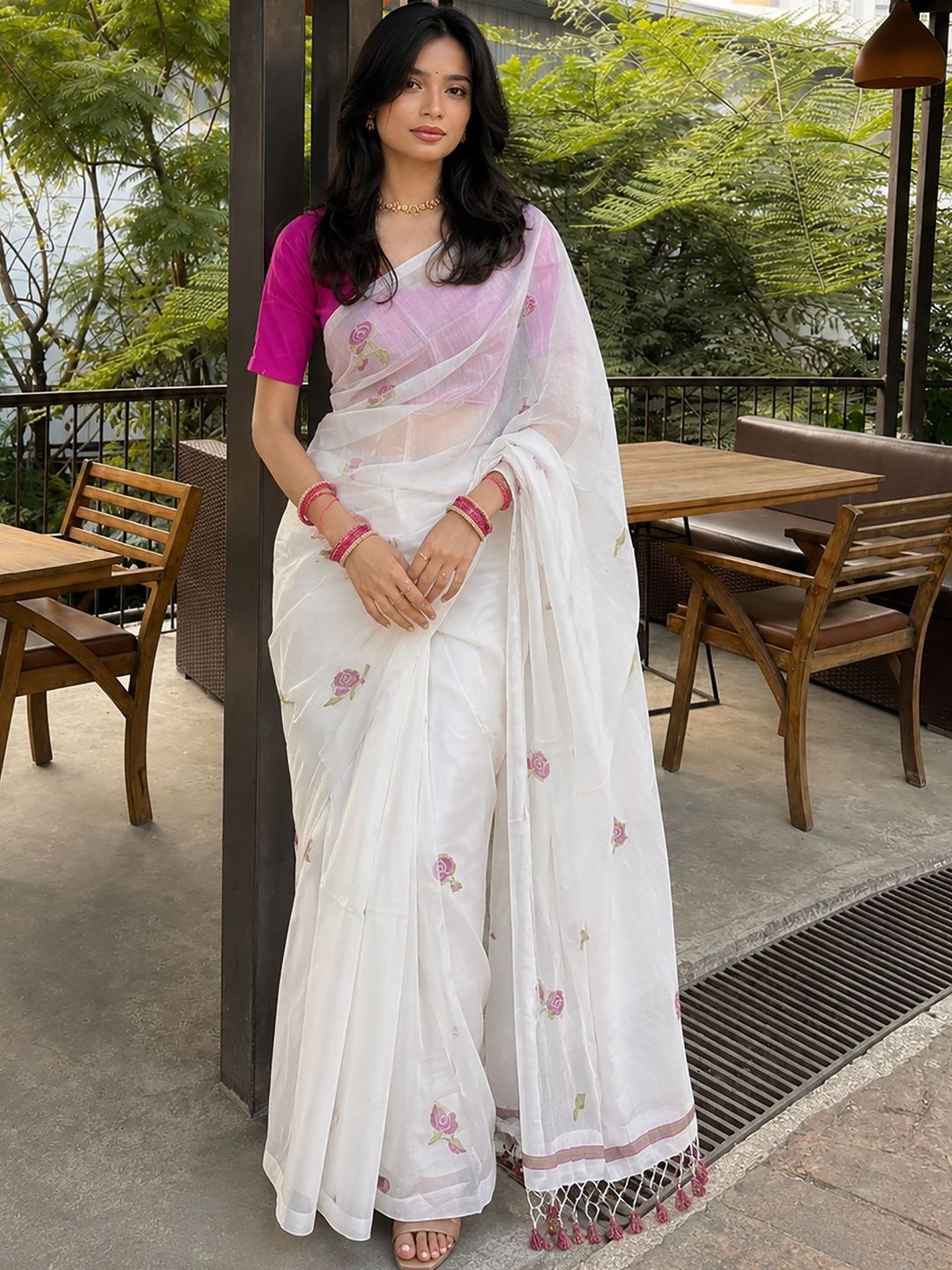 Mitera Mitera Floral Embroidered Linen Blend Block Print Saree