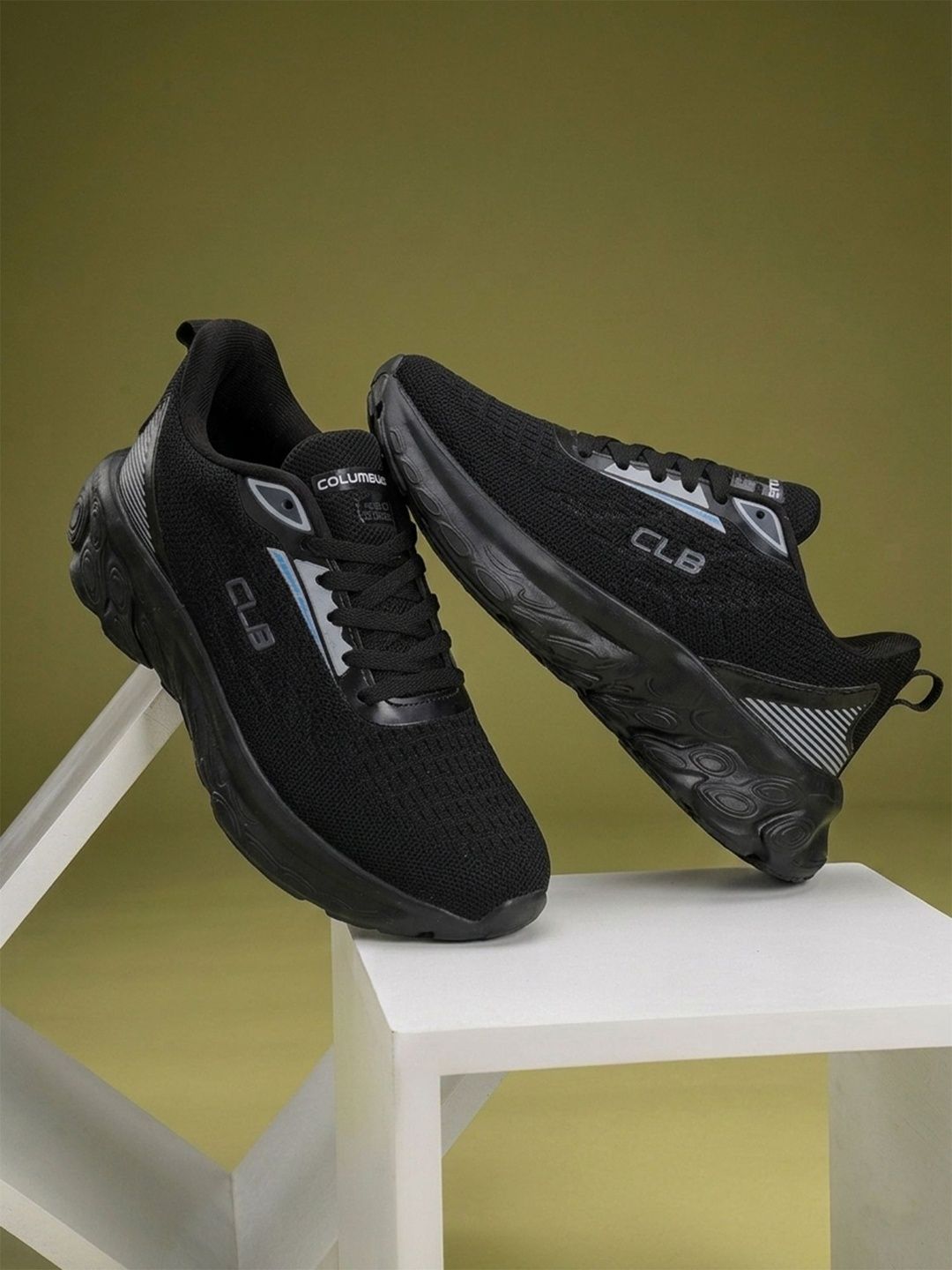 Columbus Men Mesh Running Shoes